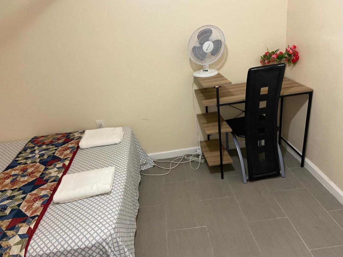 A Delightful Room In Queens New York Eksteriør bilde